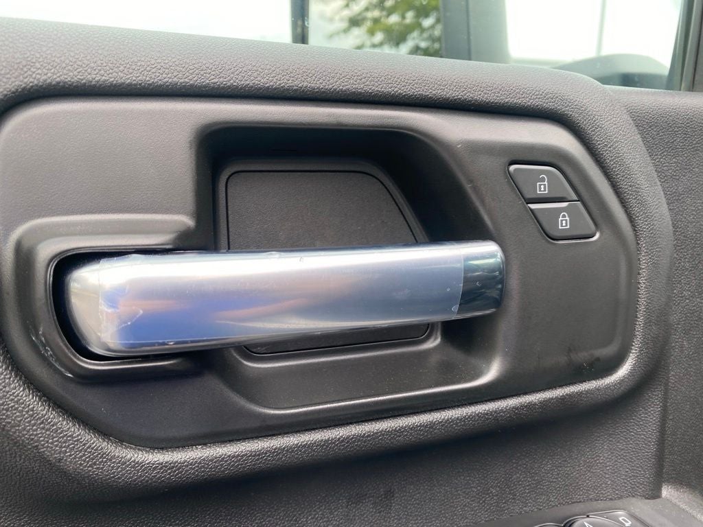 2023 GMC Sierra 3500HD Pro 177 WB