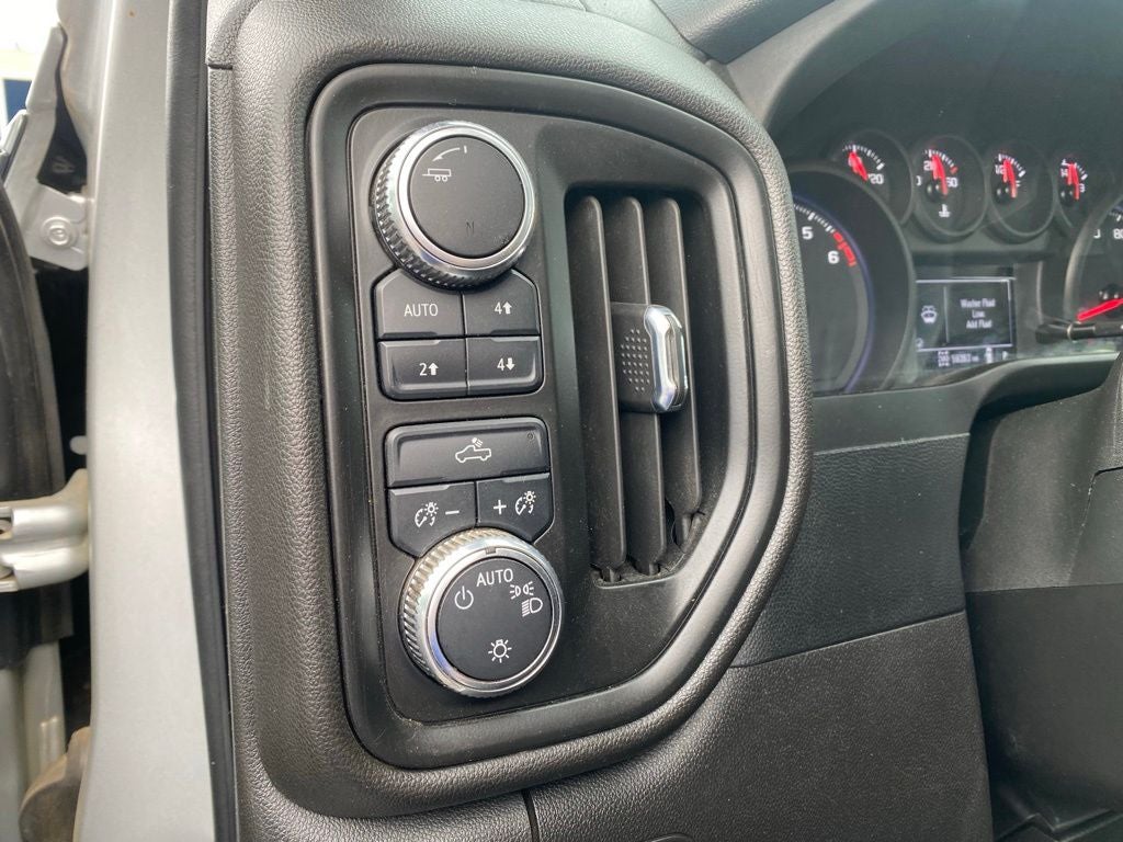 2023 GMC Sierra 3500HD Pro 177 WB