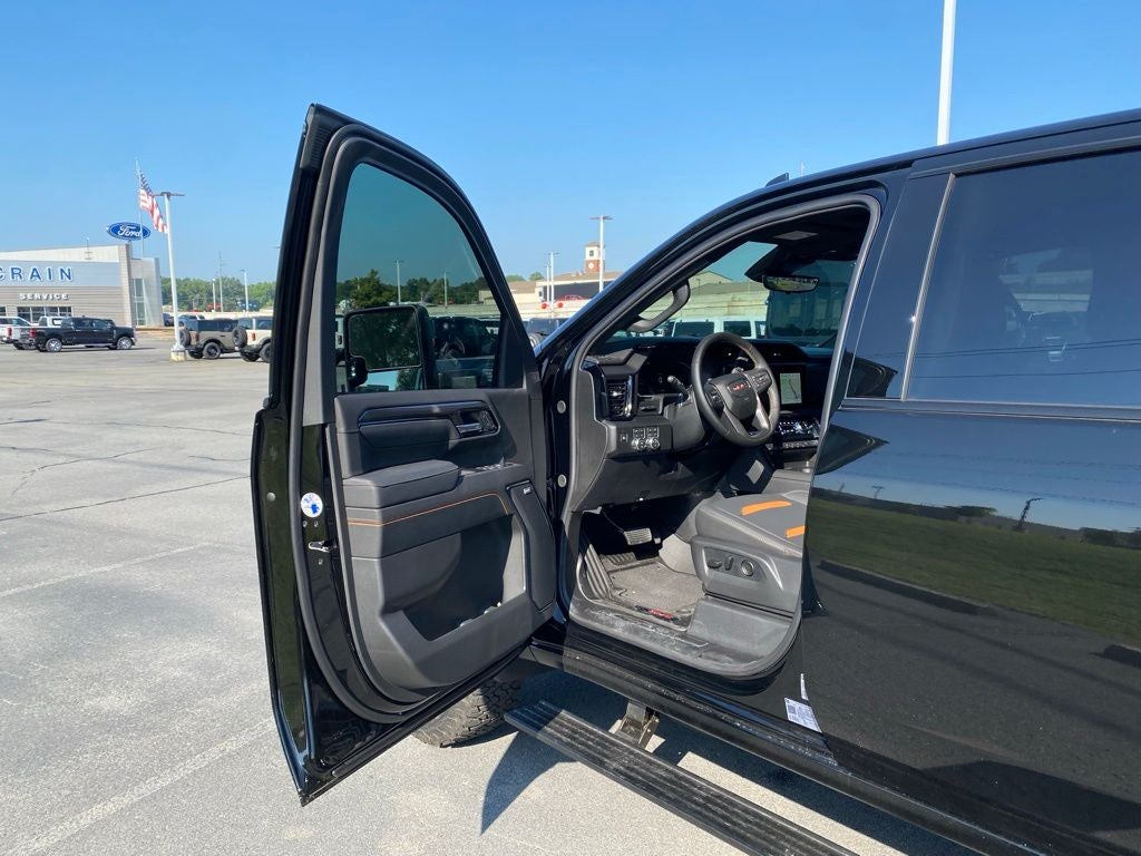 2026 GMC Sierra 2500HD AT4