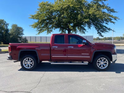 2017 GMC Sierra 1500 SLT - 4WD - 5.3L V8 - CLEAN CARFAX - LOW MILES