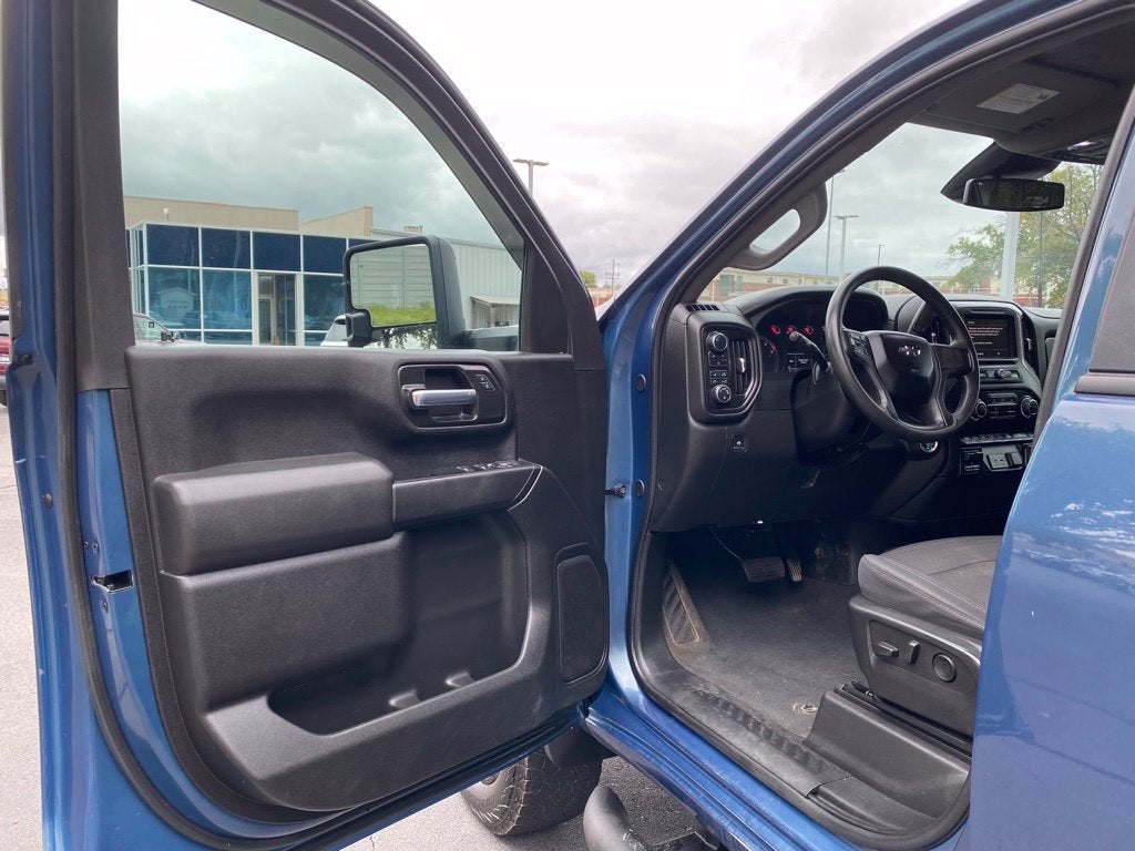 2025 Chevrolet Silverado 2500HD Custom - 4WD - DURAMAX 6.6L V8