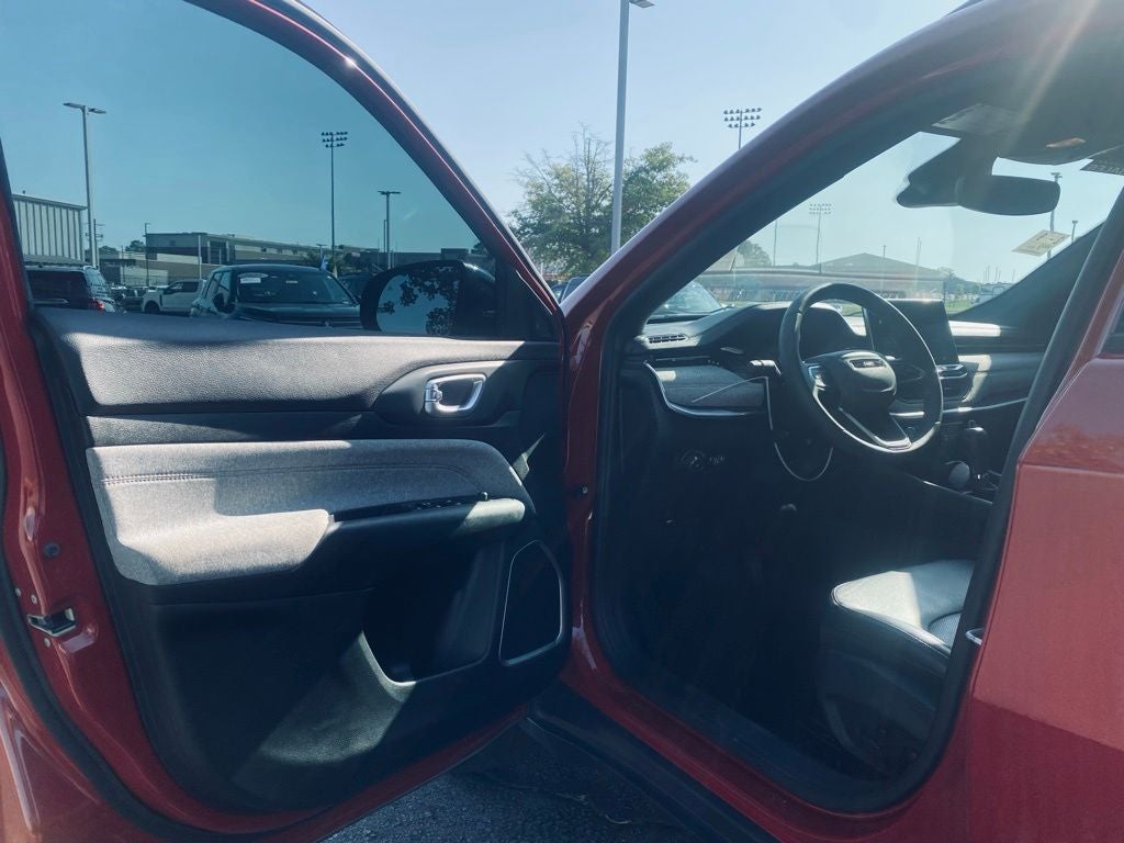 2023 Jeep Compass Latitude Lux - 4WD