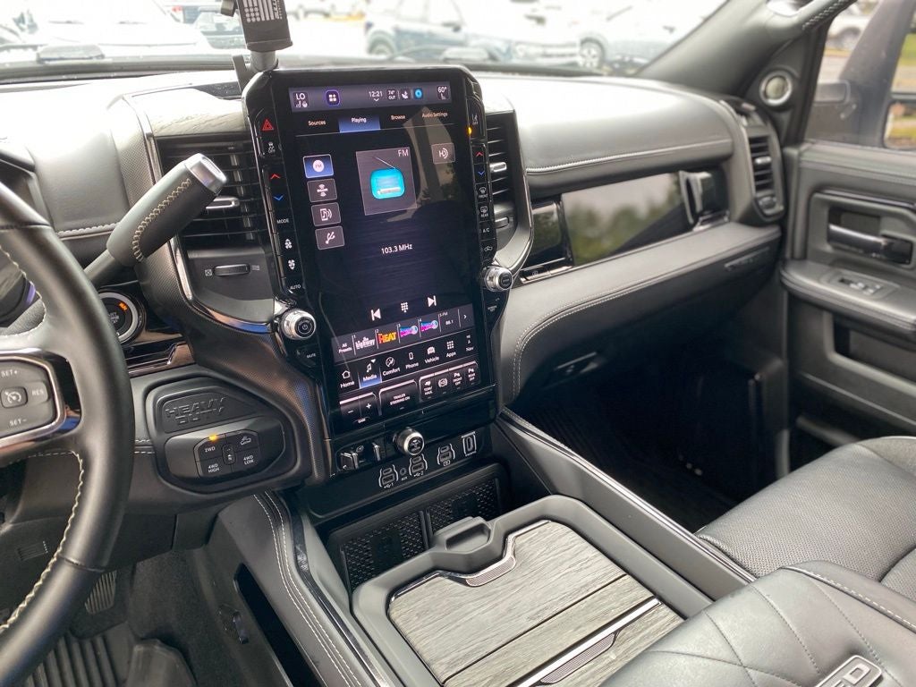 2025 RAM 2500 Limited - 4WD - MEGA CAB