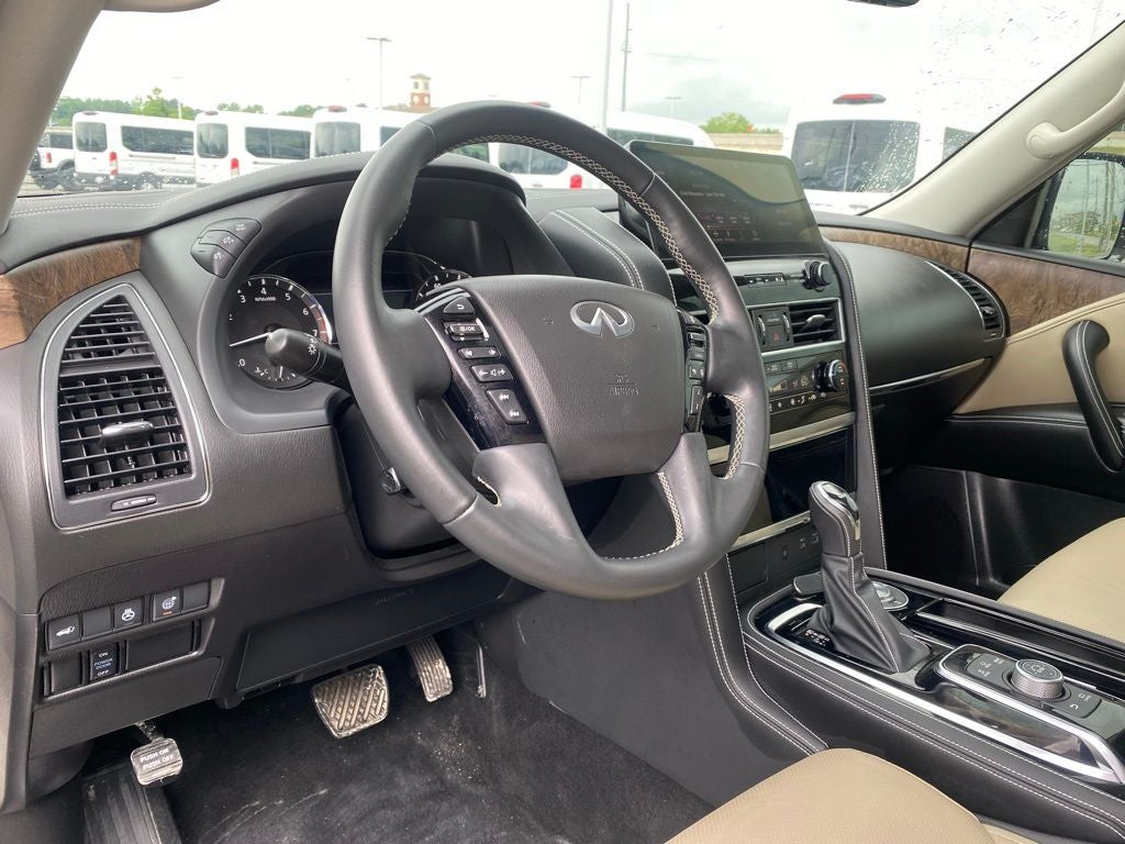 2023 INFINITI QX80 Premium Select