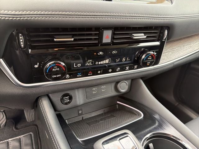 2026 Nissan Rogue Platinum - PREMIUM PKG - AWD