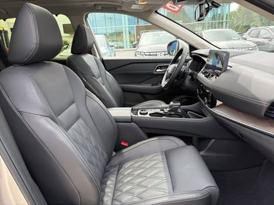 2026 Nissan Rogue Platinum - PREMIUM PKG - AWD