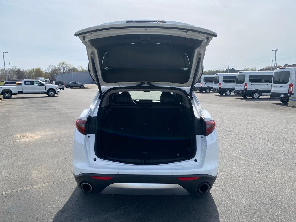 2018 Alfa Romeo Stelvio Base