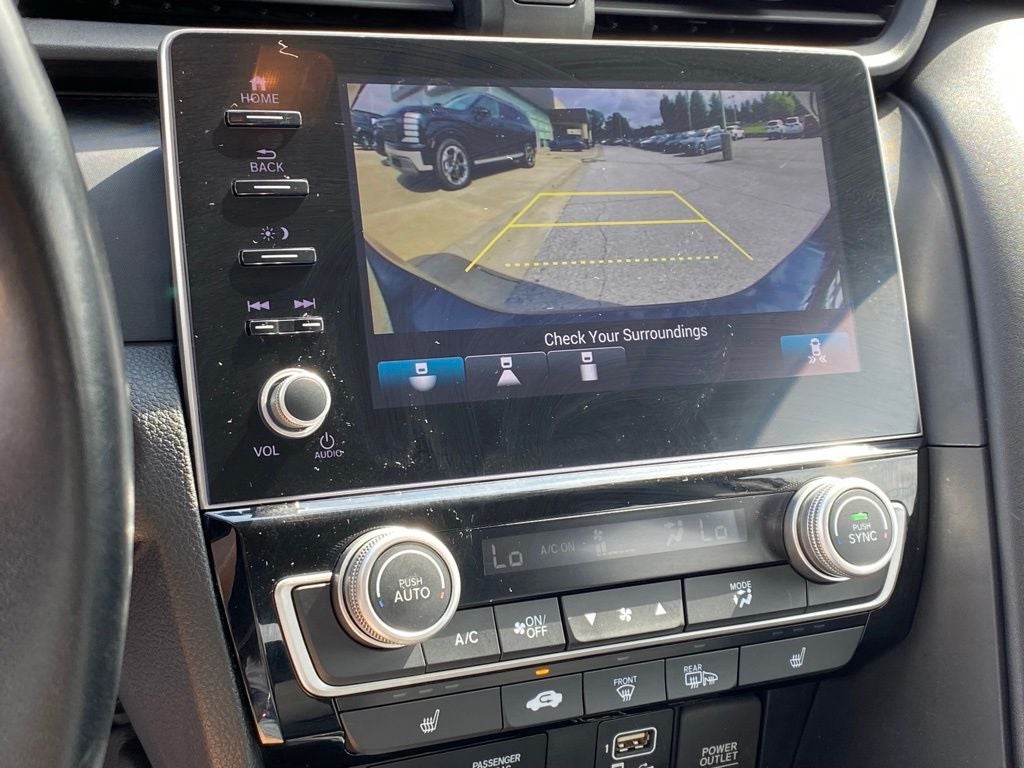 2022 Honda Insight Touring