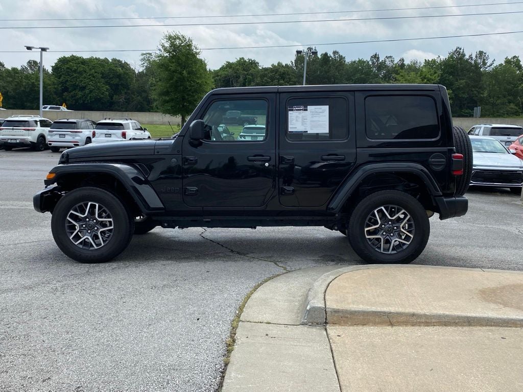 2025 Jeep Wrangler Sahara