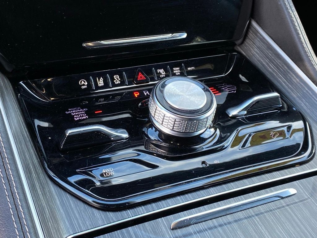 2023 Jeep Wagoneer Series III