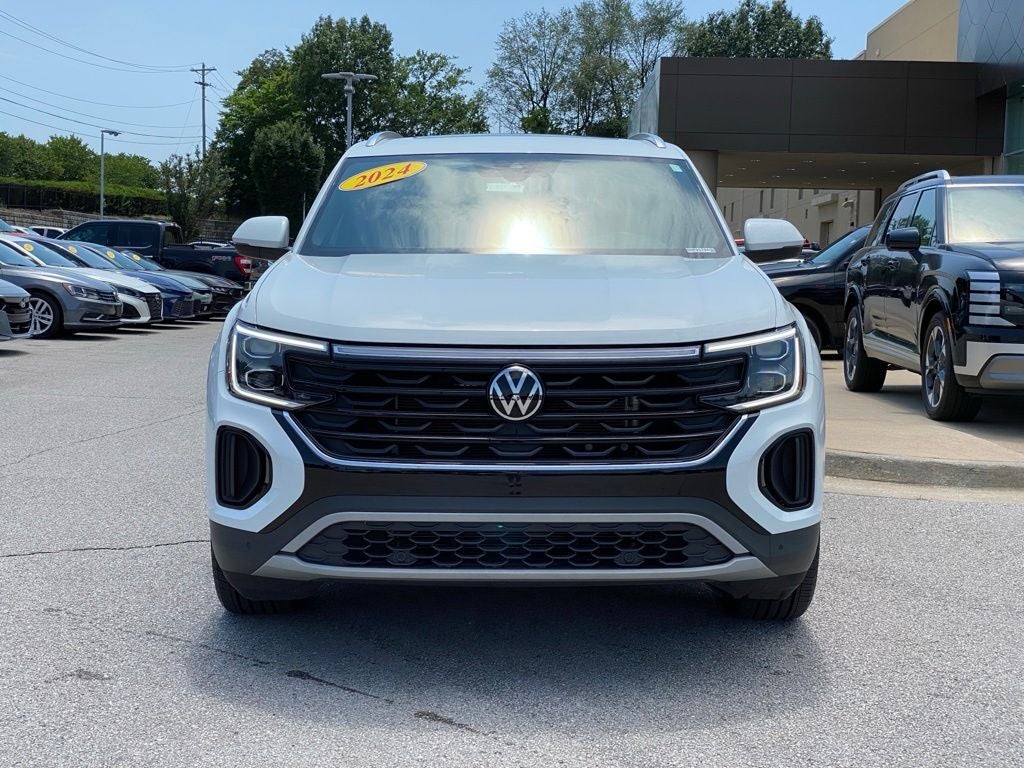 2024 Volkswagen Atlas Cross Sport 2.0T SE w/Technology