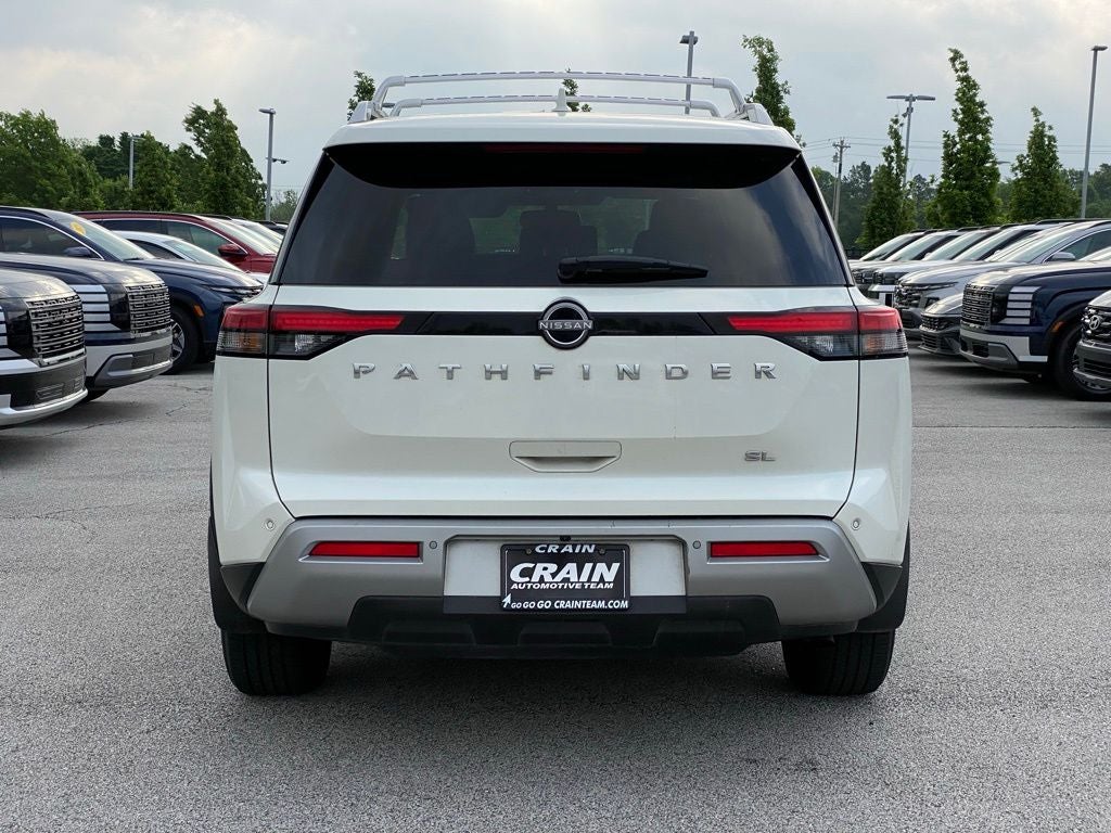 2022 Nissan Pathfinder SL