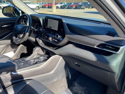 2024 Toyota Highlander LE ALL WHEEL DRIVE