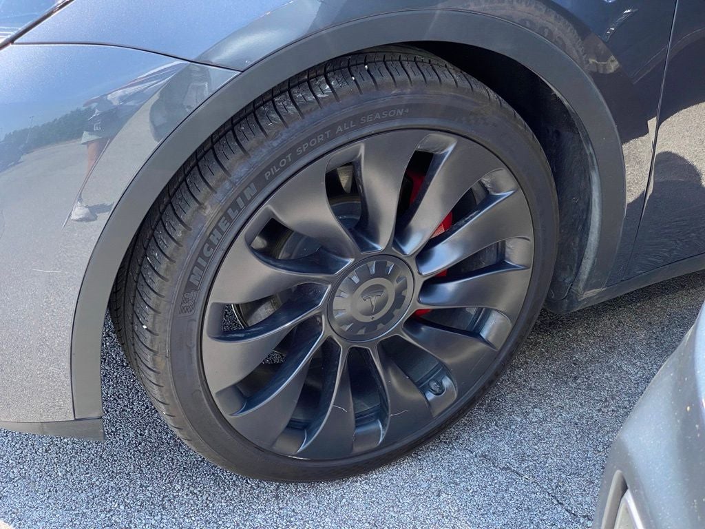 2023 Tesla Model Y Performance
