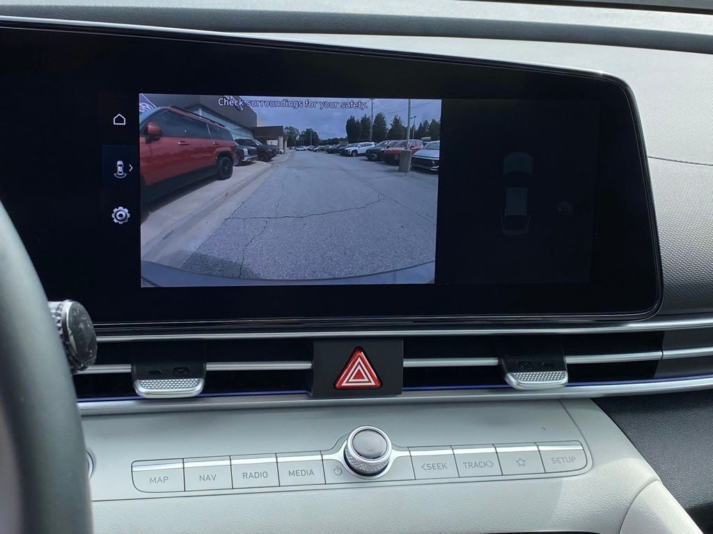 2022 Hyundai Elantra Limited