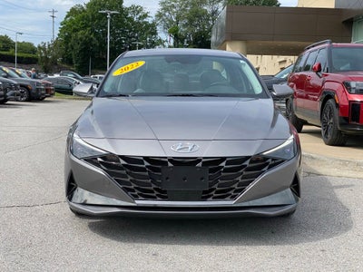 2022 Hyundai Elantra Limited