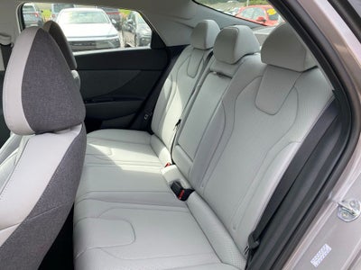 2022 Hyundai Elantra Limited