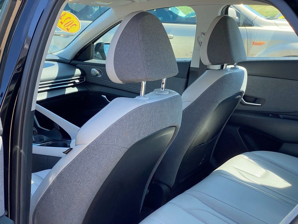 2024 Hyundai Elantra Limited