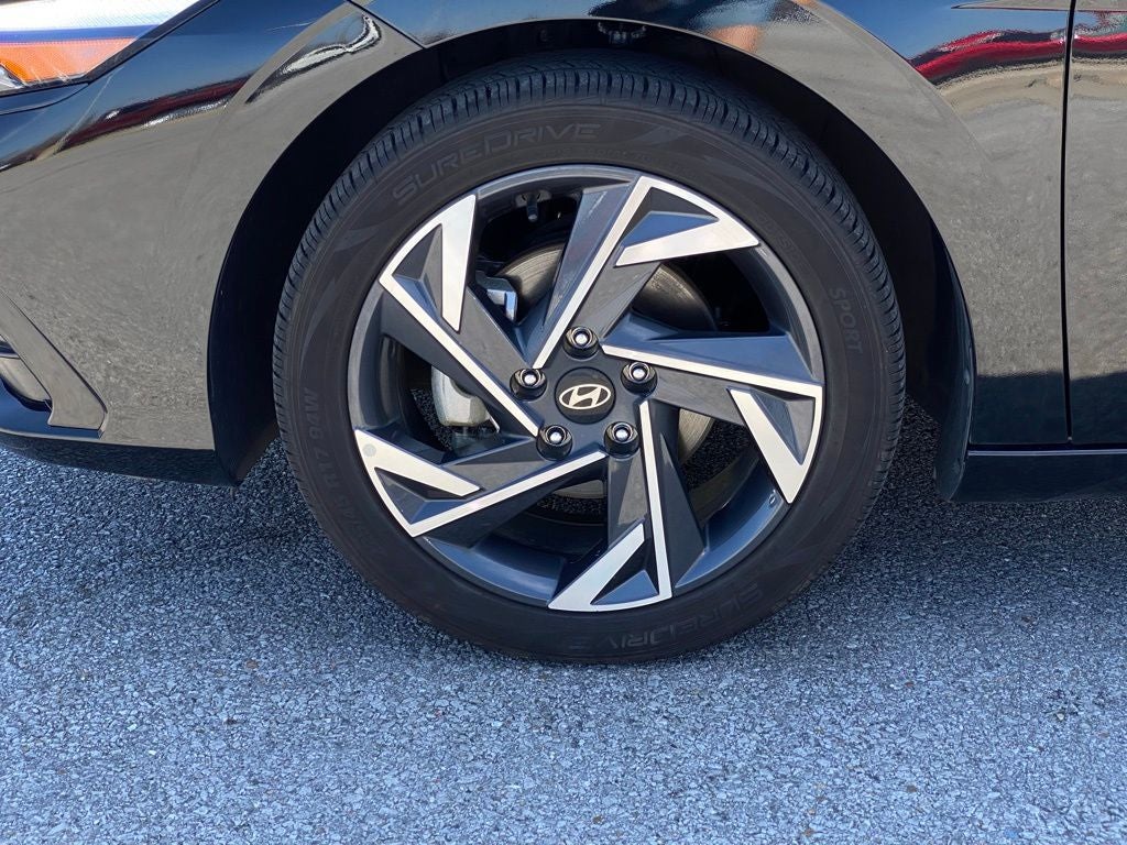 2024 Hyundai Elantra Limited