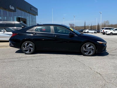 2024 Hyundai Elantra Limited