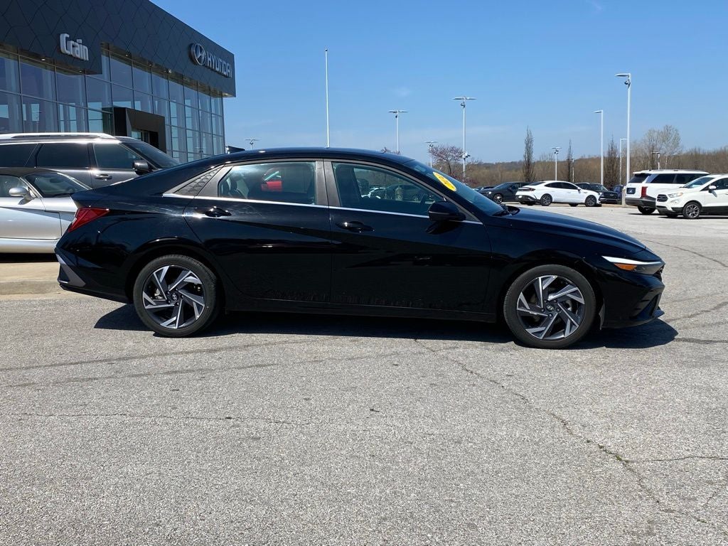 2024 Hyundai Elantra Limited