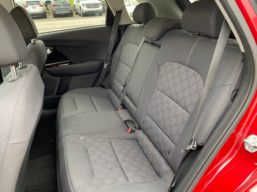 2022 Kia Niro LXS