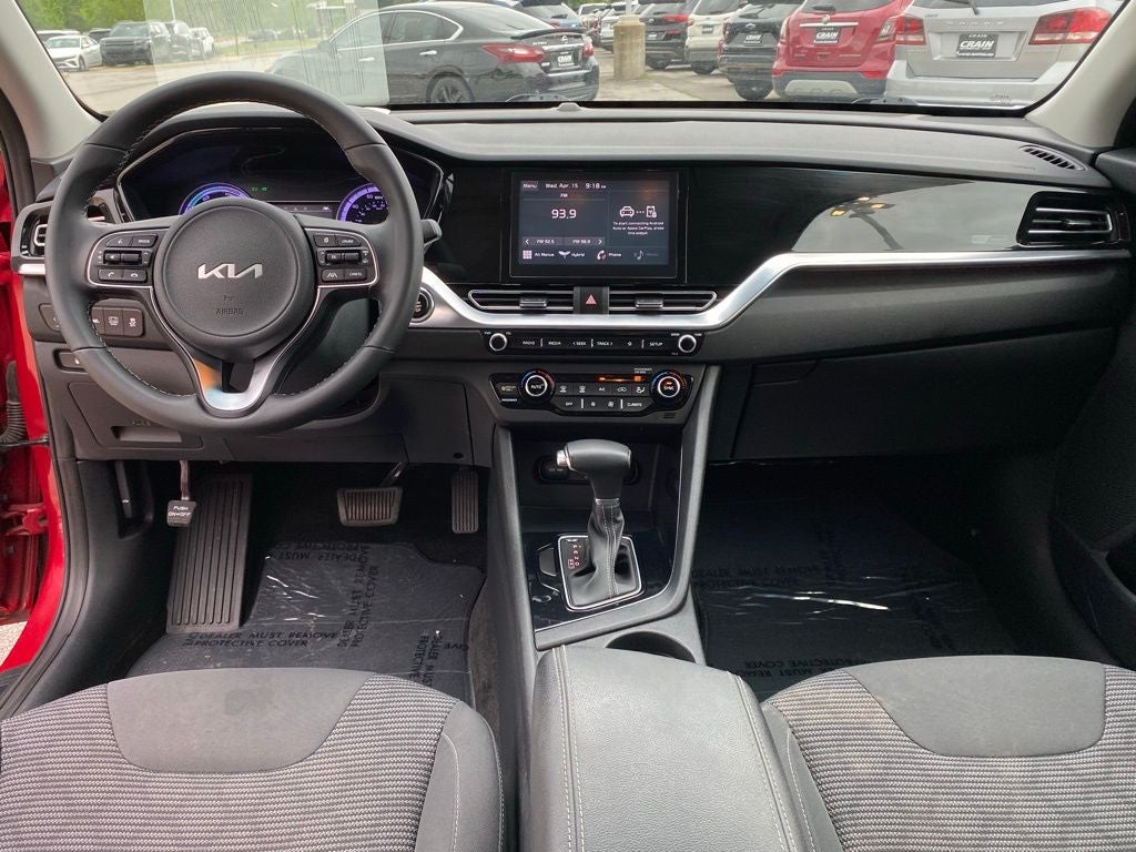 2022 Kia Niro LXS