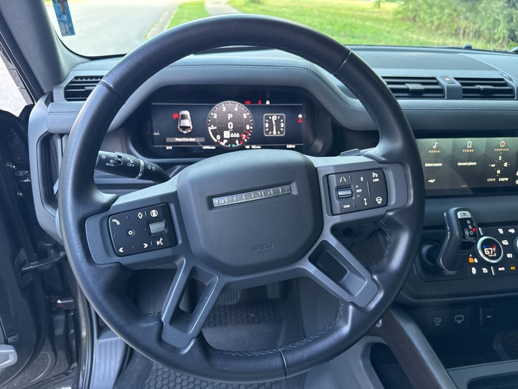 2024 Land Rover Defender 110 X-Dynamic SE