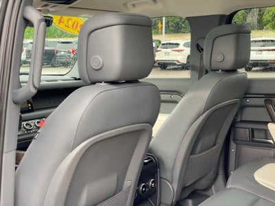 2024 Land Rover Defender 110 X-Dynamic SE