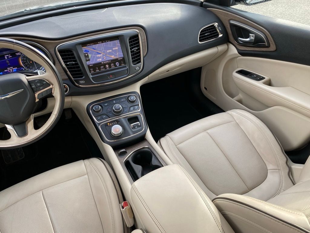 2015 Chrysler 200 C SUPER CLEAN!