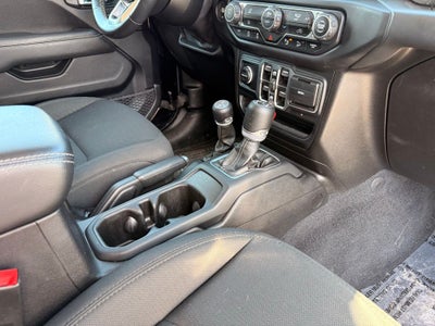 2019 Jeep Wrangler Unlimited Sahara APPLE CAR PLAY / CLEAN CARFAX/ 1 OWNER