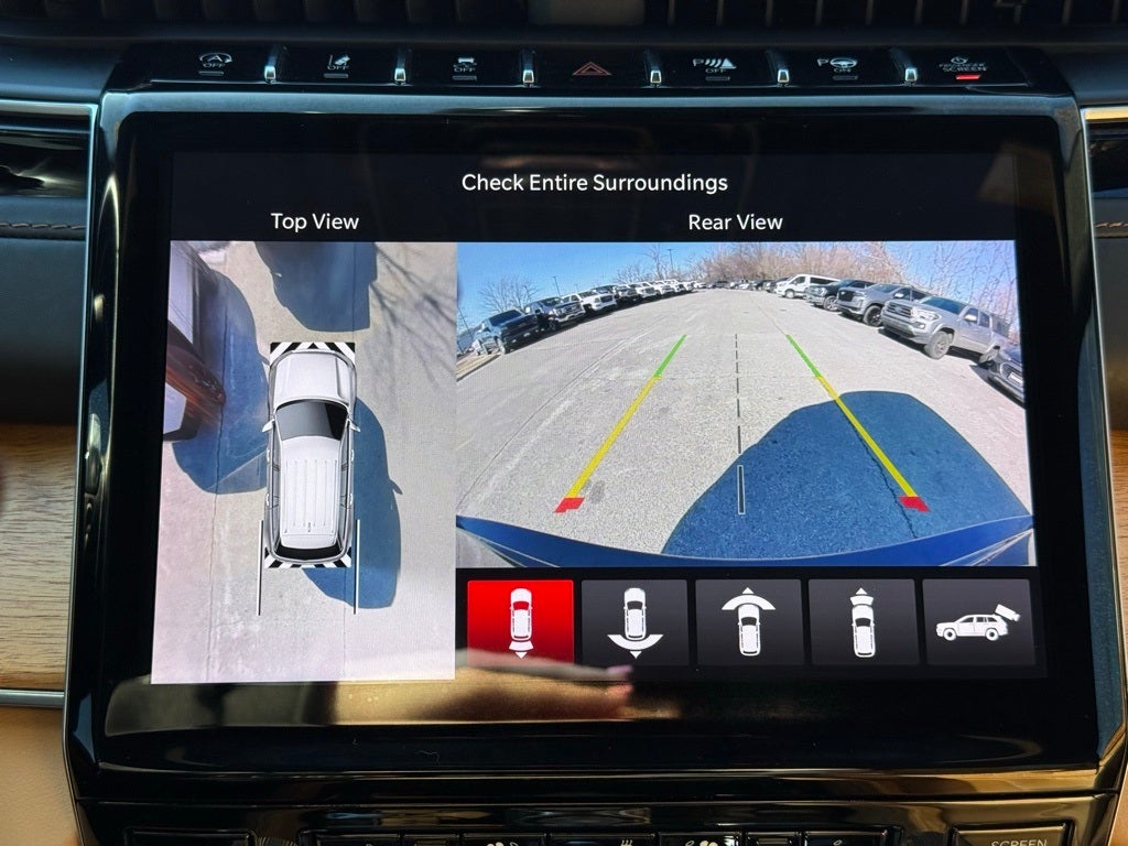 2022 Jeep Grand Cherokee Summit TECH GROUP 5