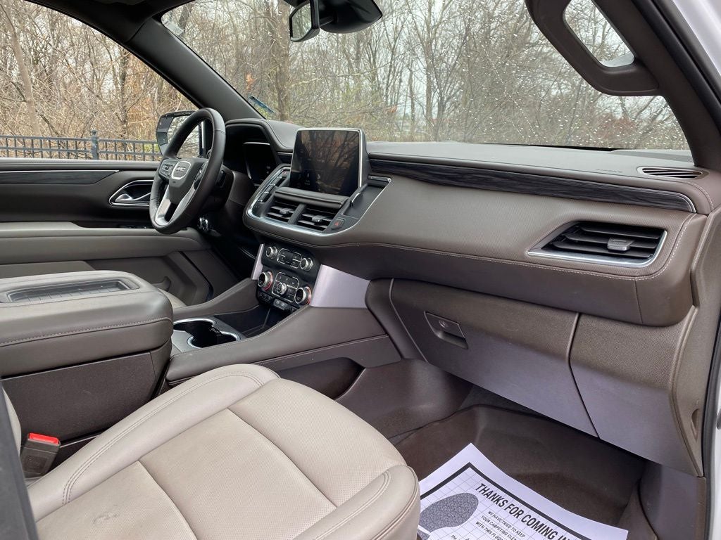 2023 GMC Yukon SLT