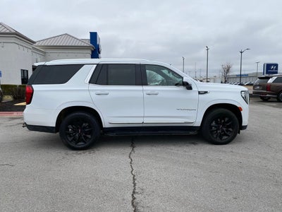 2023 GMC Yukon SLT