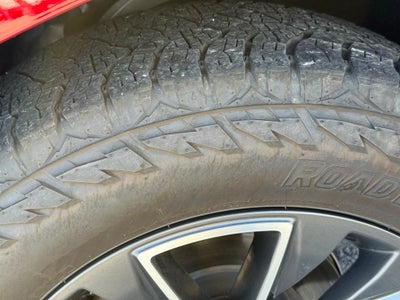 2023 Chevrolet Suburban Z71 2ND ROW BUCKET