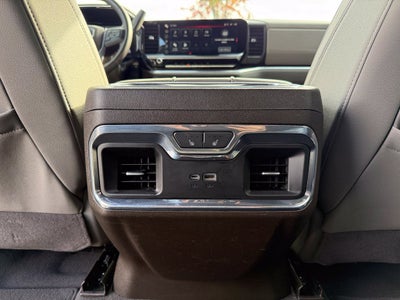 2024 GMC Sierra 2500HD SLT - 4WD / CLEAN CARFAX HISTORY