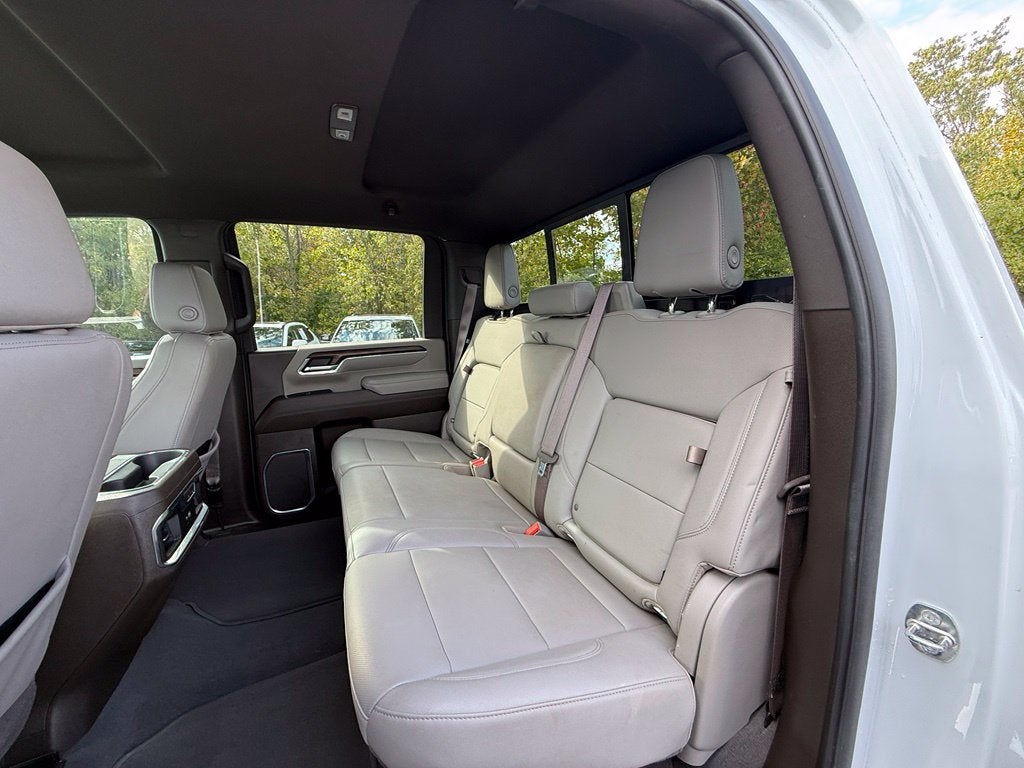2024 GMC Sierra 2500HD SLT - 4WD / CLEAN CARFAX HISTORY