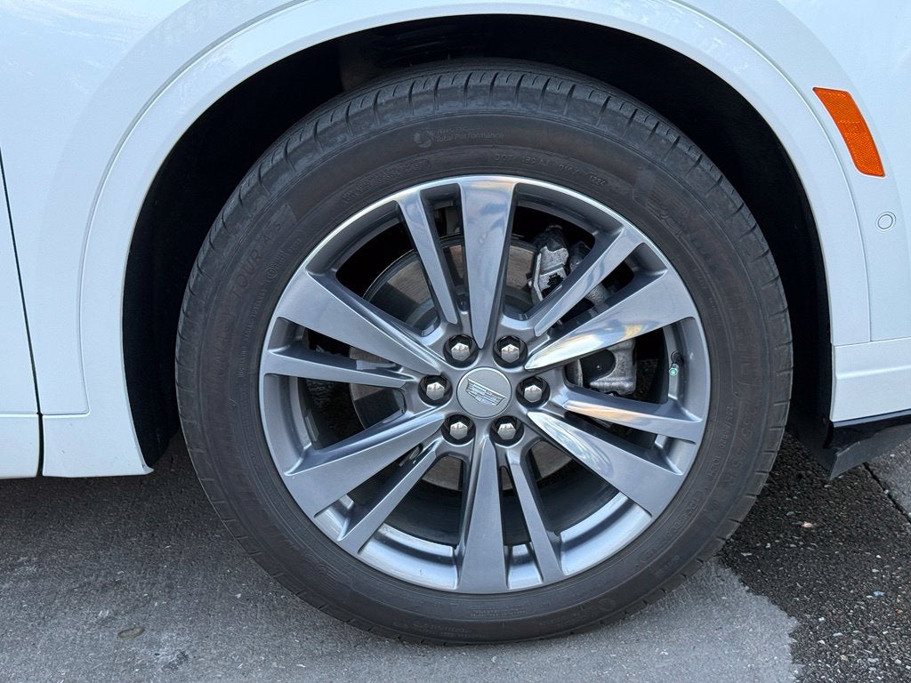 2024 Cadillac XT6 Premium Luxury Platinum - AWD / SUNROOF / ONE OWNER