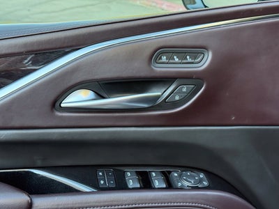 2023 Cadillac Escalade Premium Luxury Platinum - AWD / PANO SUNROOF / CLEAN CARFAX