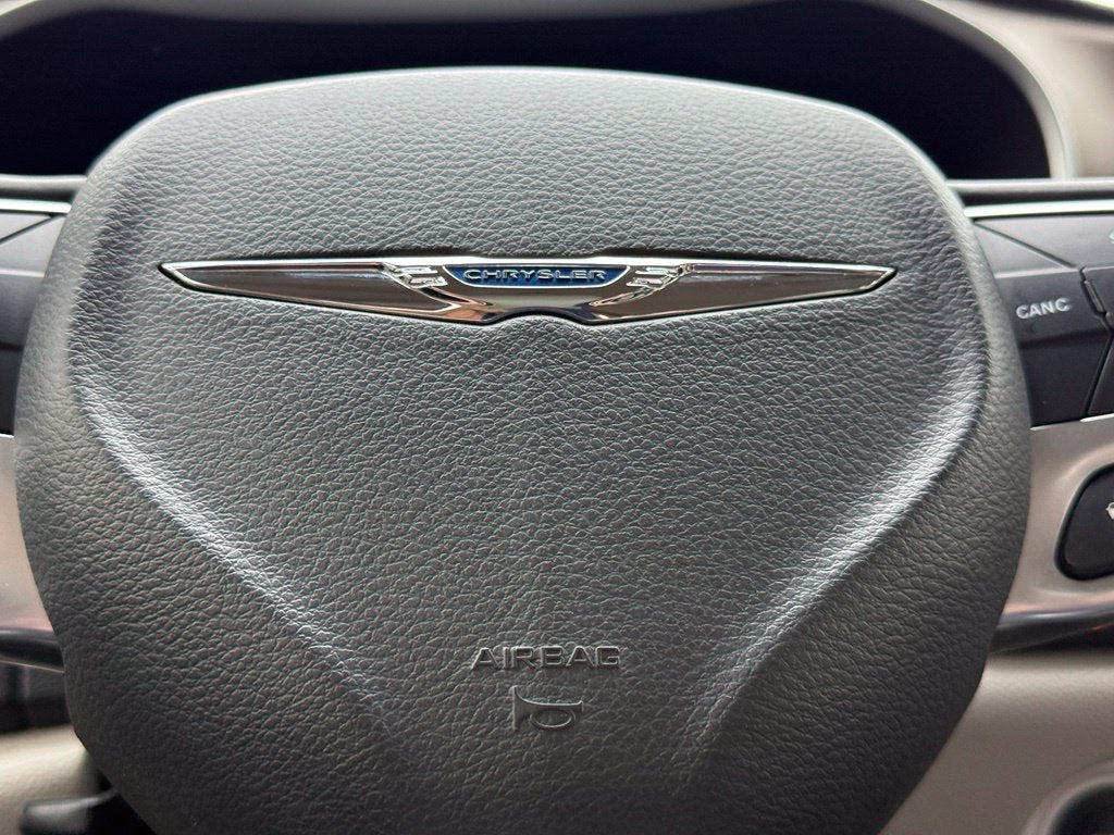 2018 Chrysler Pacifica Touring L - CLEAN CARFAX