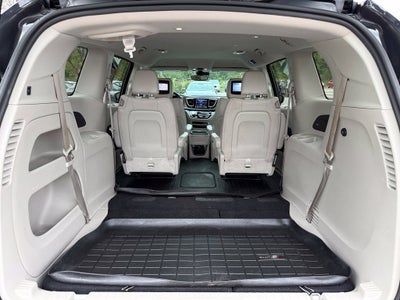 2018 Chrysler Pacifica Touring L - CLEAN CARFAX
