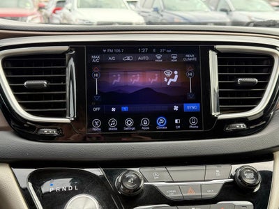 2017 Chrysler Pacifica Touring L LOW PRICED VAN!