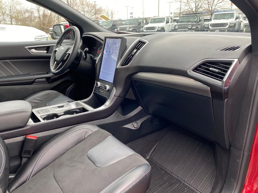 2024 Ford Edge ST