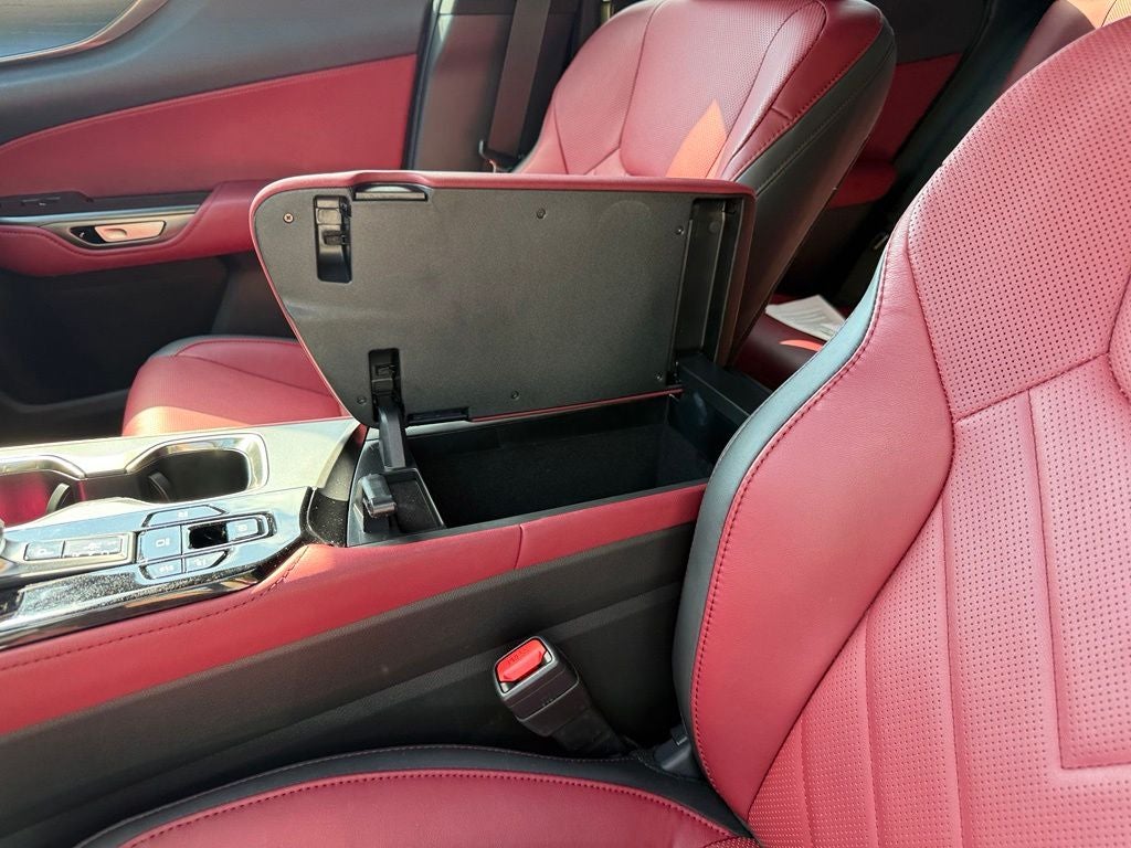 2025 Lexus NX 350h Luxury LIKE NEW!!