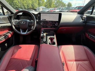 2025 Lexus NX 350h Luxury LIKE NEW!!