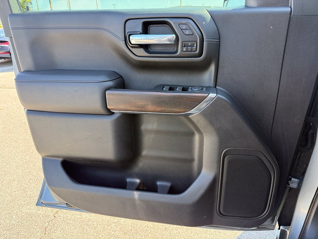 2021 GMC Sierra 1500 SLT - 4WD / CLEAN CARFAX