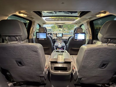2019 Lincoln Navigator L Black Label - $103,555 MSRP / 4WD / PANORAMIC SUNROOF