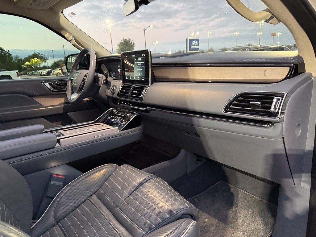 2019 Lincoln Navigator L Black Label - $103,555 MSRP / 4WD / PANORAMIC SUNROOF