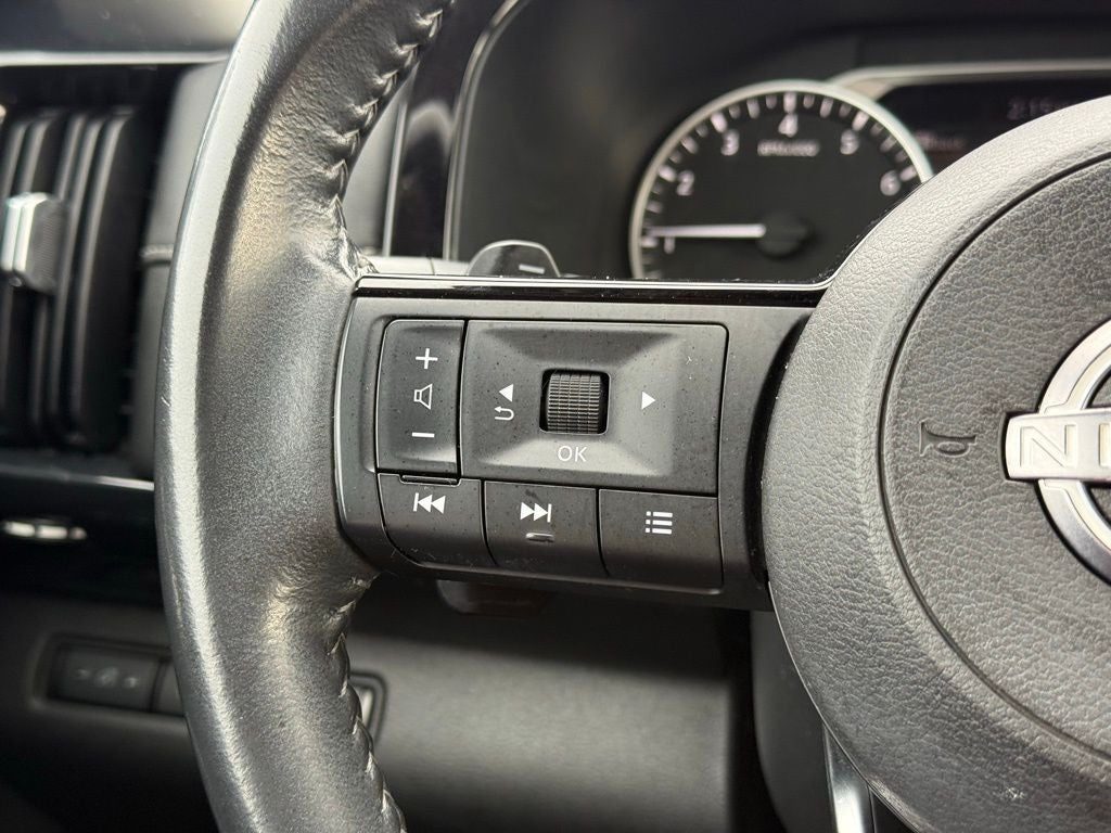 2022 Nissan Pathfinder SV 3 ROW SUV