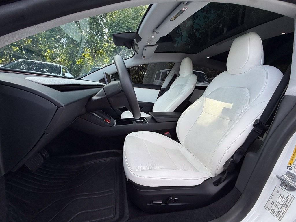 2025 Tesla Model 3 Long Range - CARFAX ONE OWNER